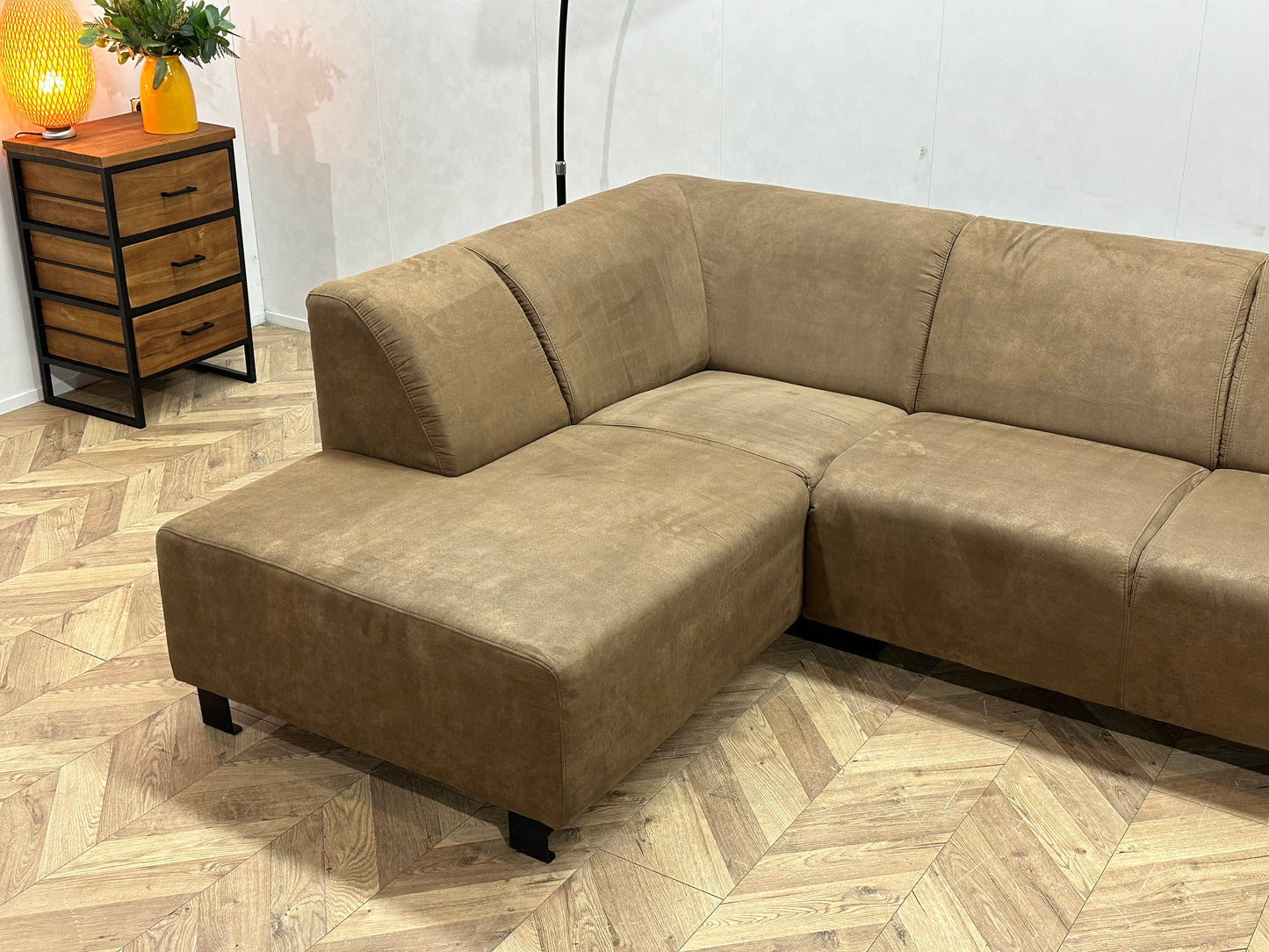 Bruine Suède Stoffen Hoekbank ~ Vaste Kussens