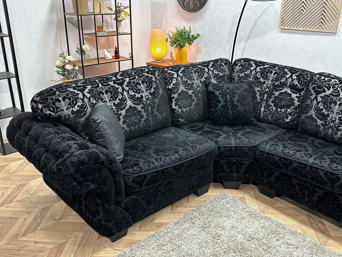 Zwarte Velvet Hoekbank Inc Fauteuil & Hocker ~ Losse Kussens Met Afneembare Hoezen