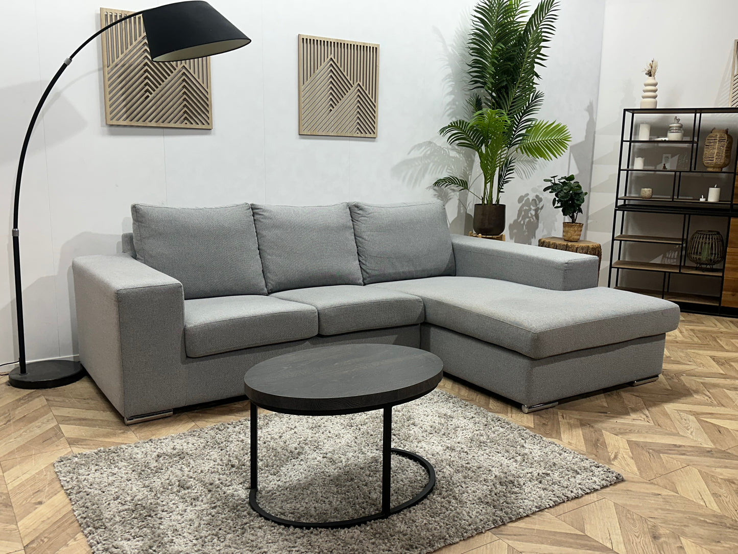 Licht Grijze Hoekbank ~ Losse Kussens Met Afneembare Hoezen