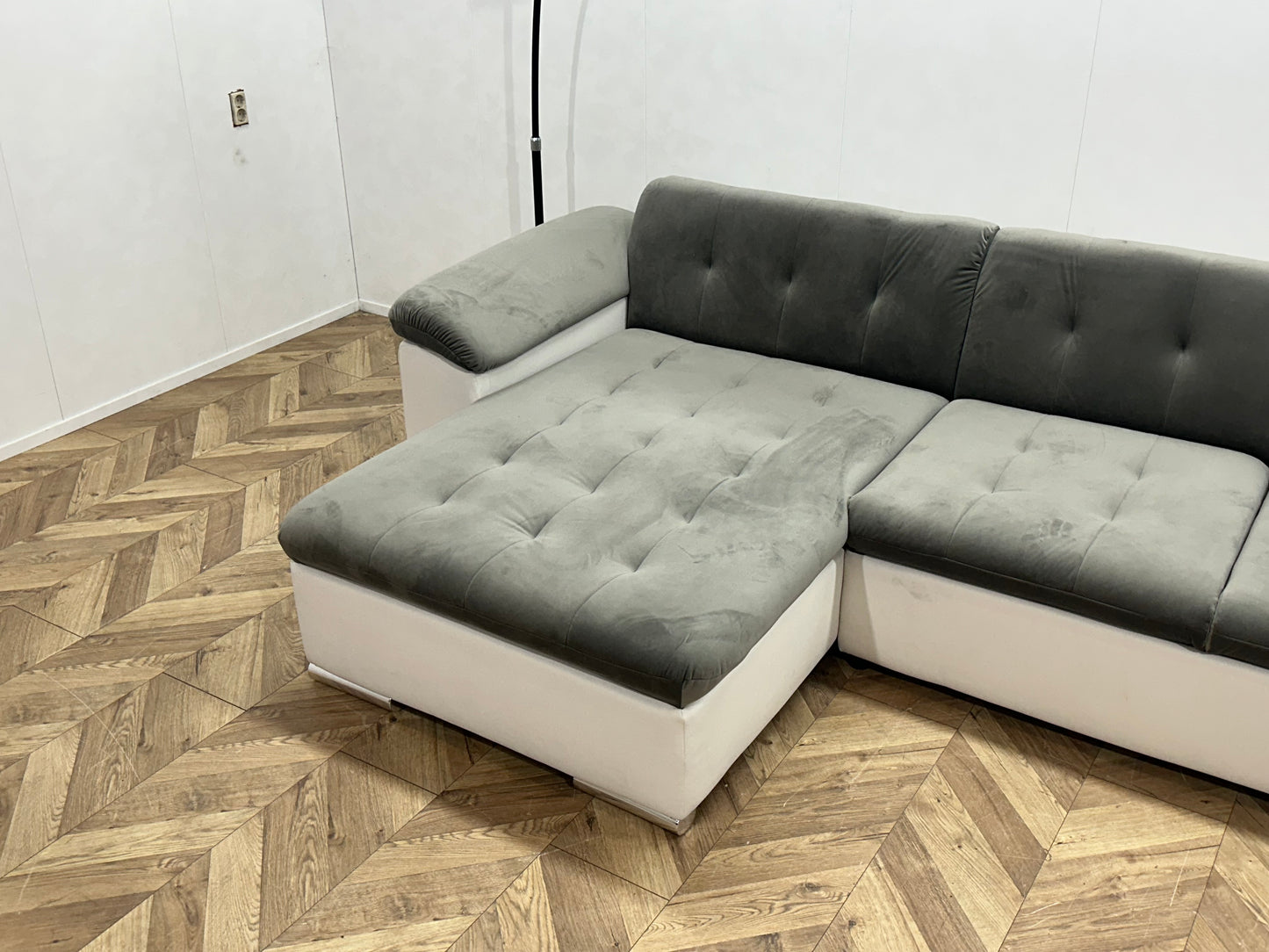 !Showroommodel! Grijze/Witte Velvet/Lederen U Bank
