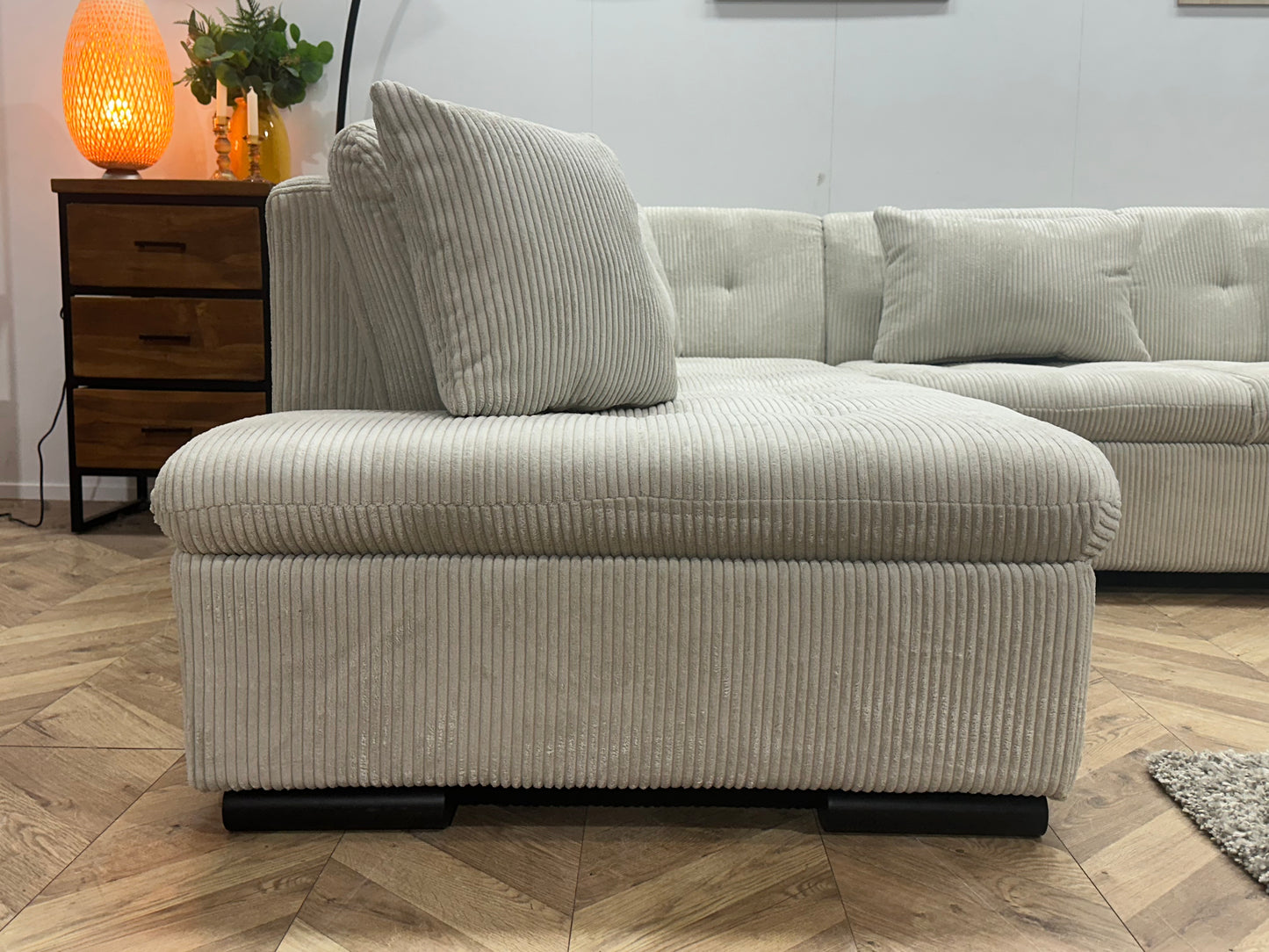 !Showroommodel! Witte Ribstof Hoekbank