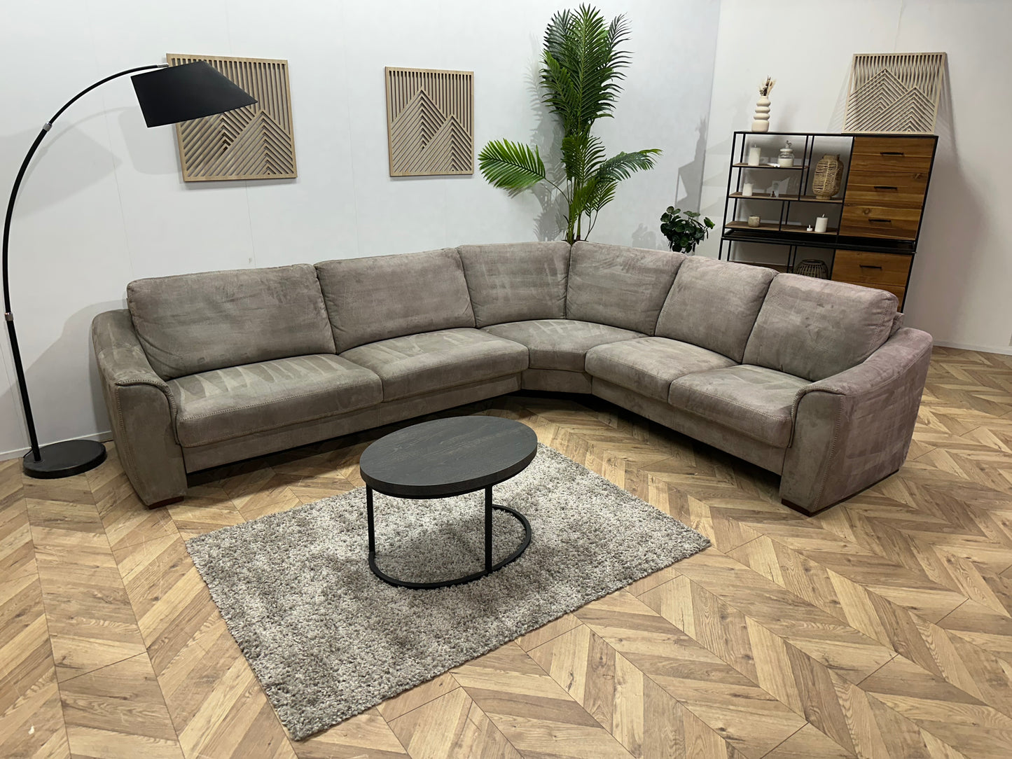 Grijze Suède Stoffen Hoekbank ~ Vaste Kussens