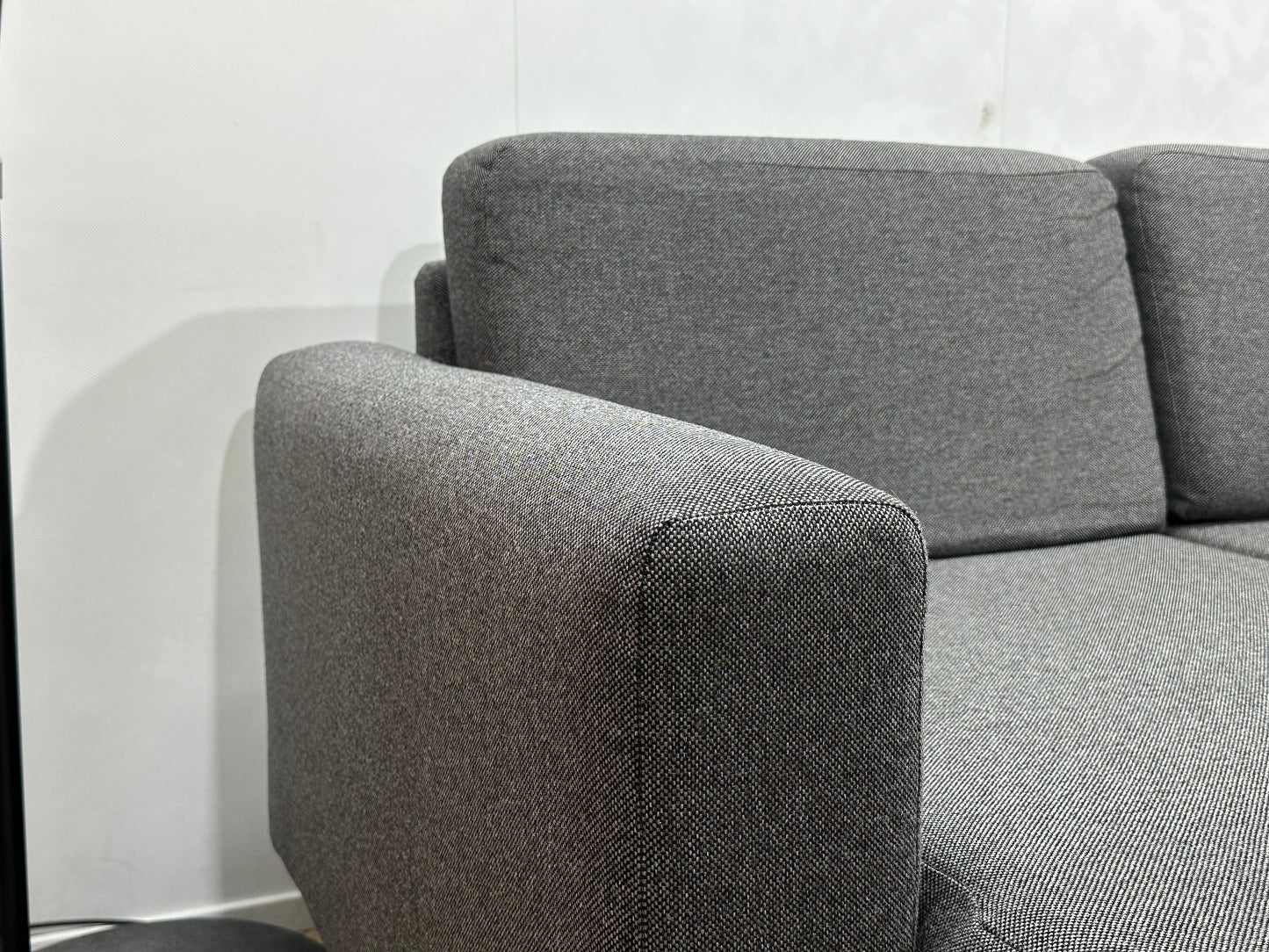 Grijze U Bank ~ Losse Rugkussens Met Afneembare Hoezen