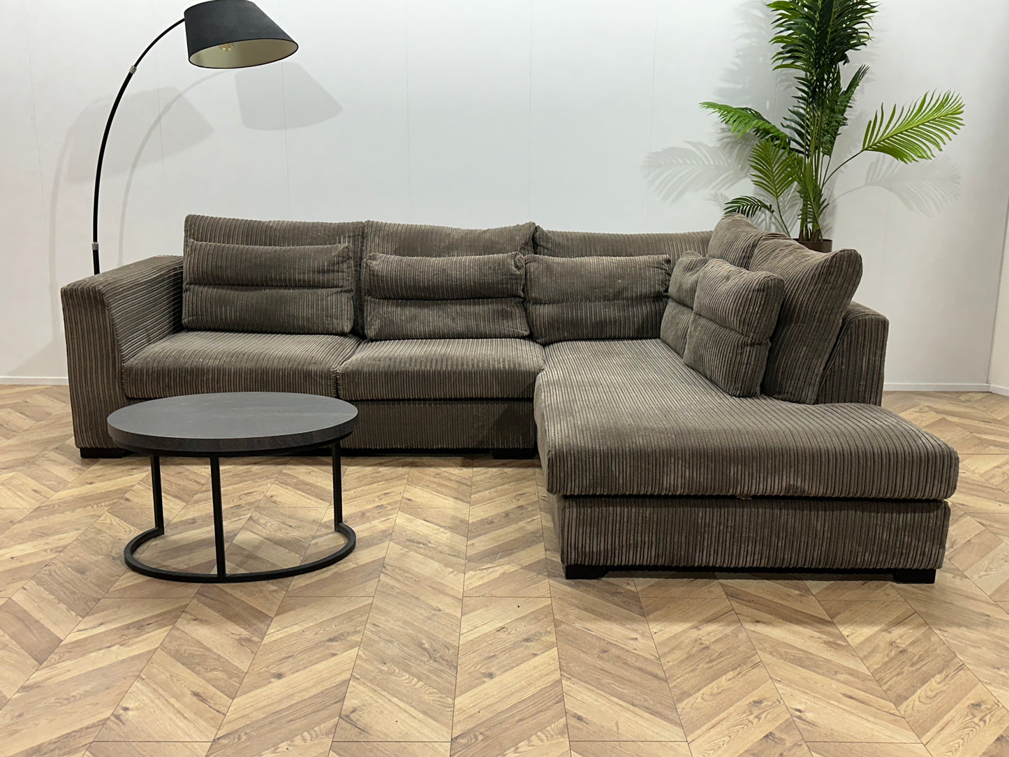 Licht Bruine Ribstof Hoekbank ~ Losse Kussens Met Afneembare Hoezen