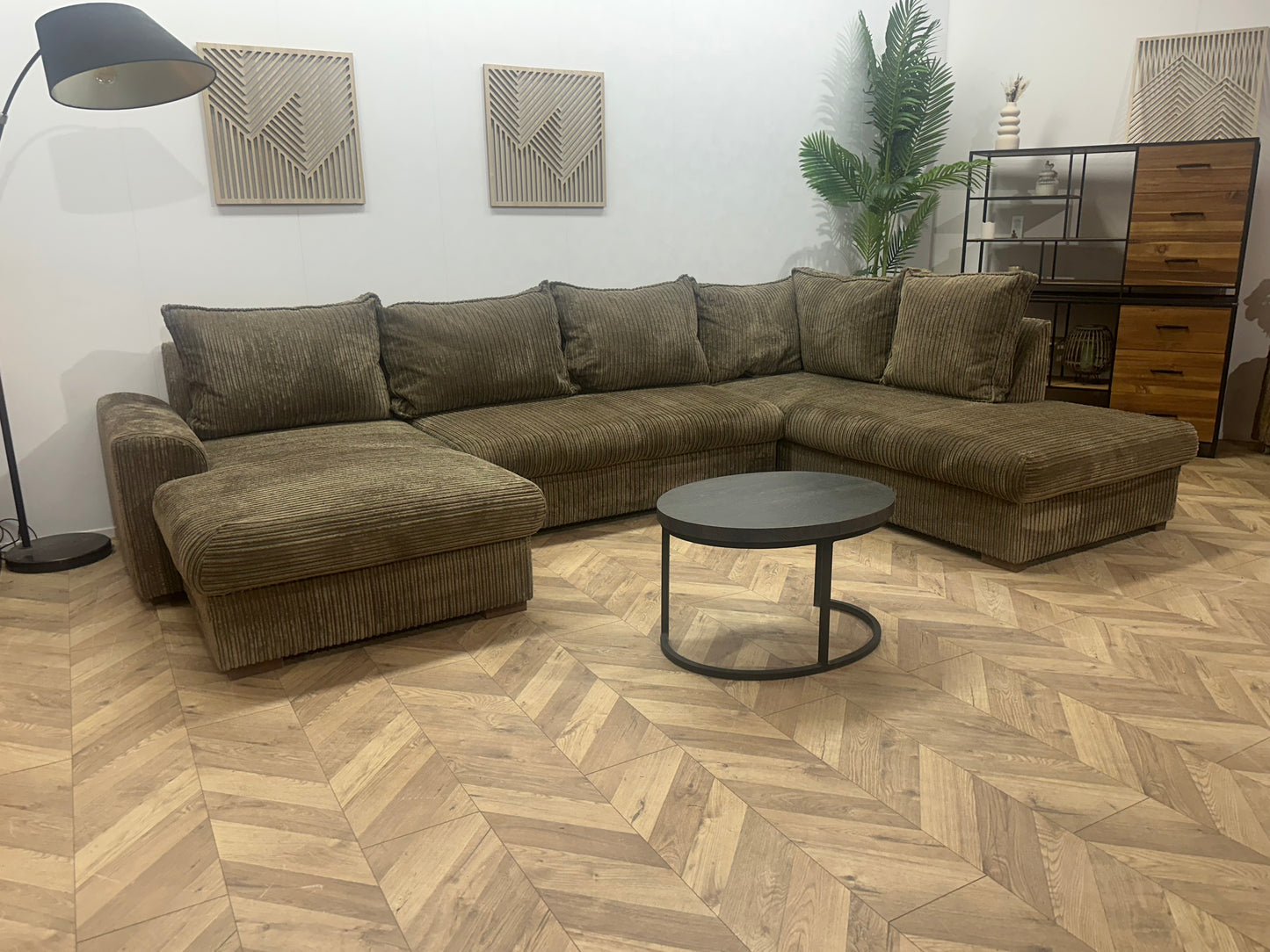 Bruine Ribstof U Bank ~ Losse Rugkussens Met Afneembare Hoezen