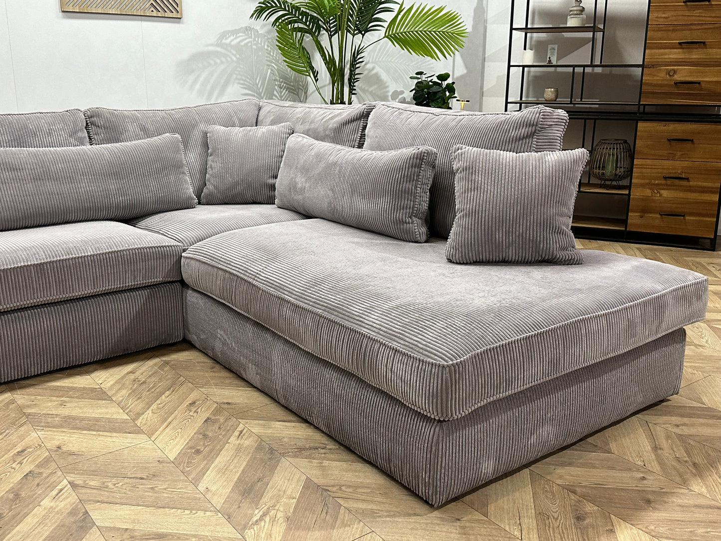 Licht Grijze Ribstof Hoekbank ~ Losse Kussens Met Afneembare Hoezen