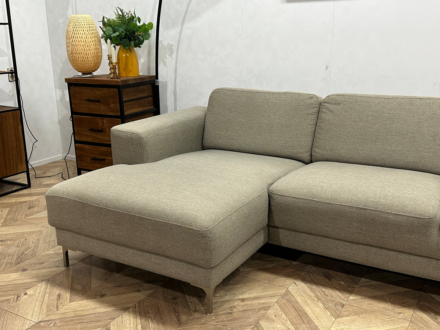 Beige U Bank ~ Losse Rugkussens Met Afneembare Hoezen