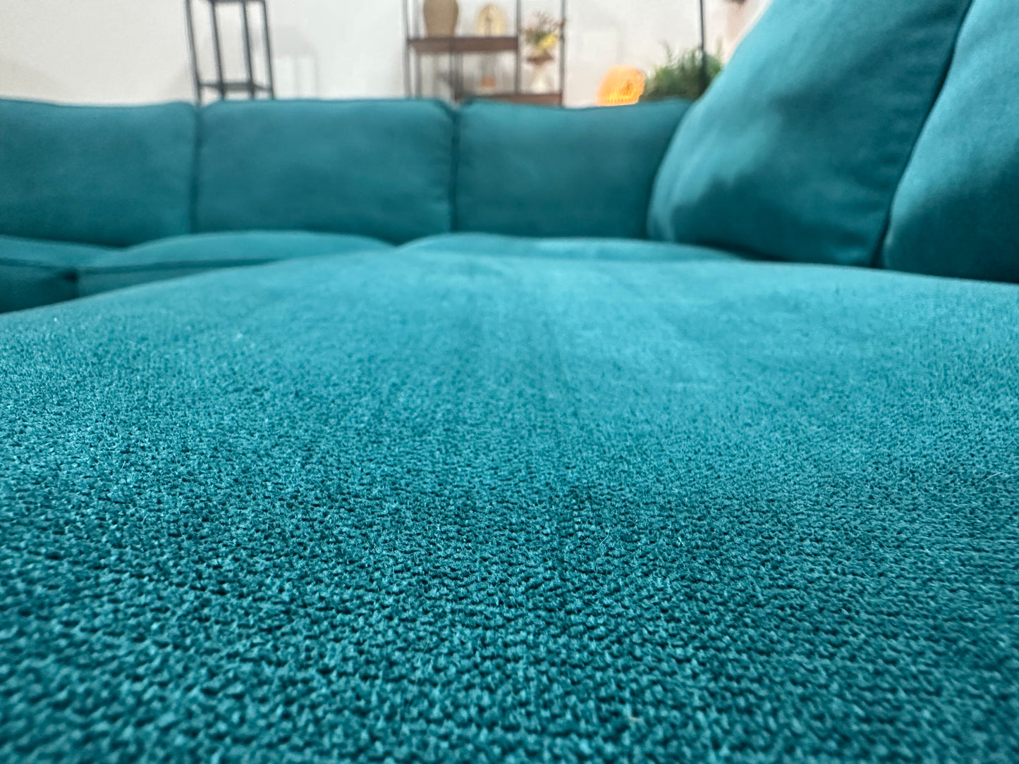 Blauwe Suède Stoffen Hoekbank ~ Losse Kussens Met Afneembare Hoezen