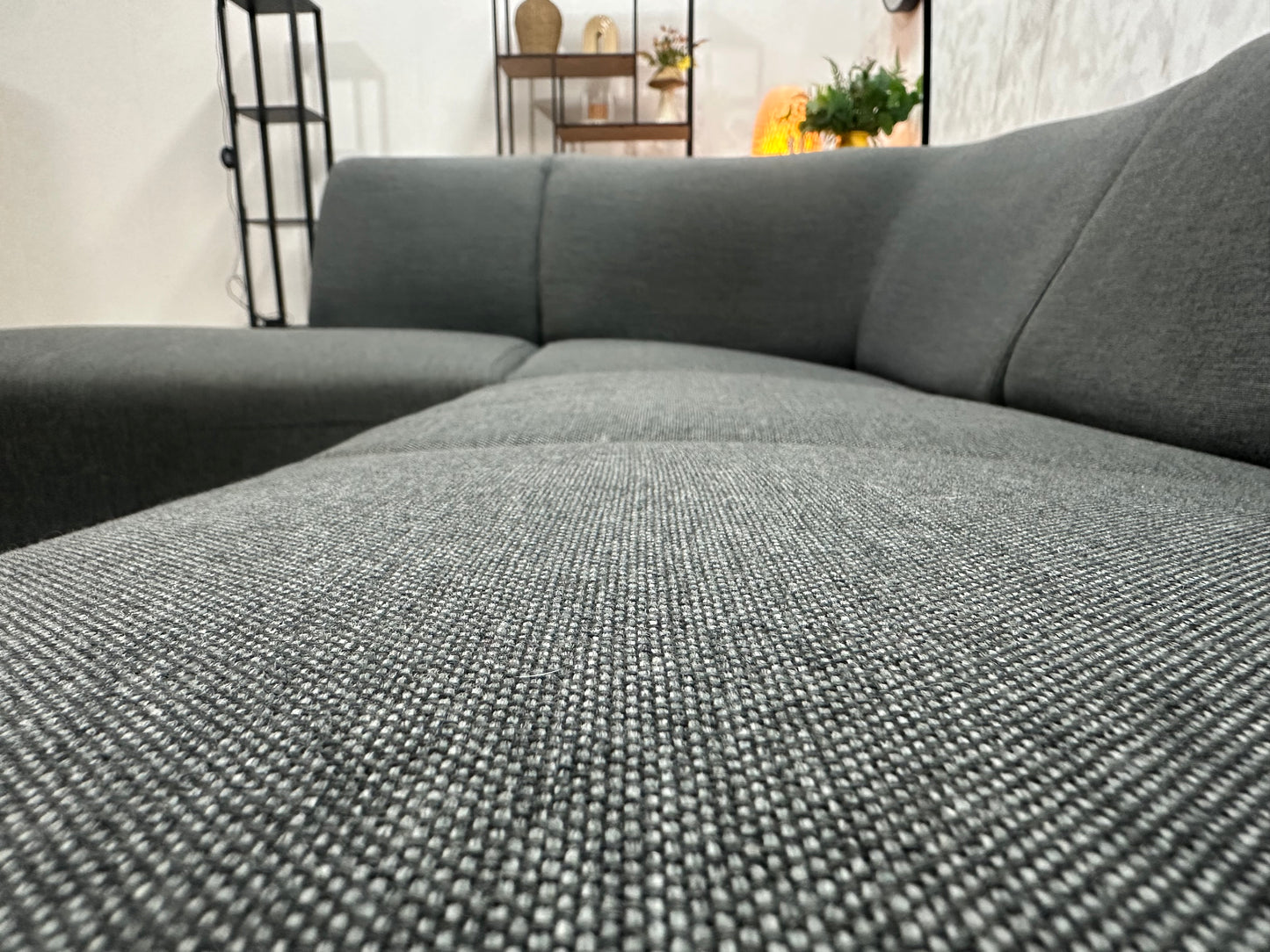 Grijze Hoekbank ~ Vaste Kussens