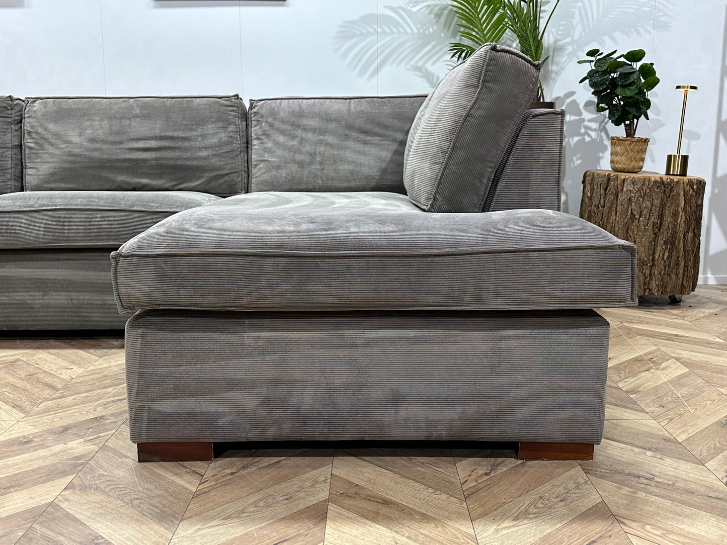 Woood Grijze Ribstof Hoekbank ~ Losse Kussens Met Afneembare Hoezen