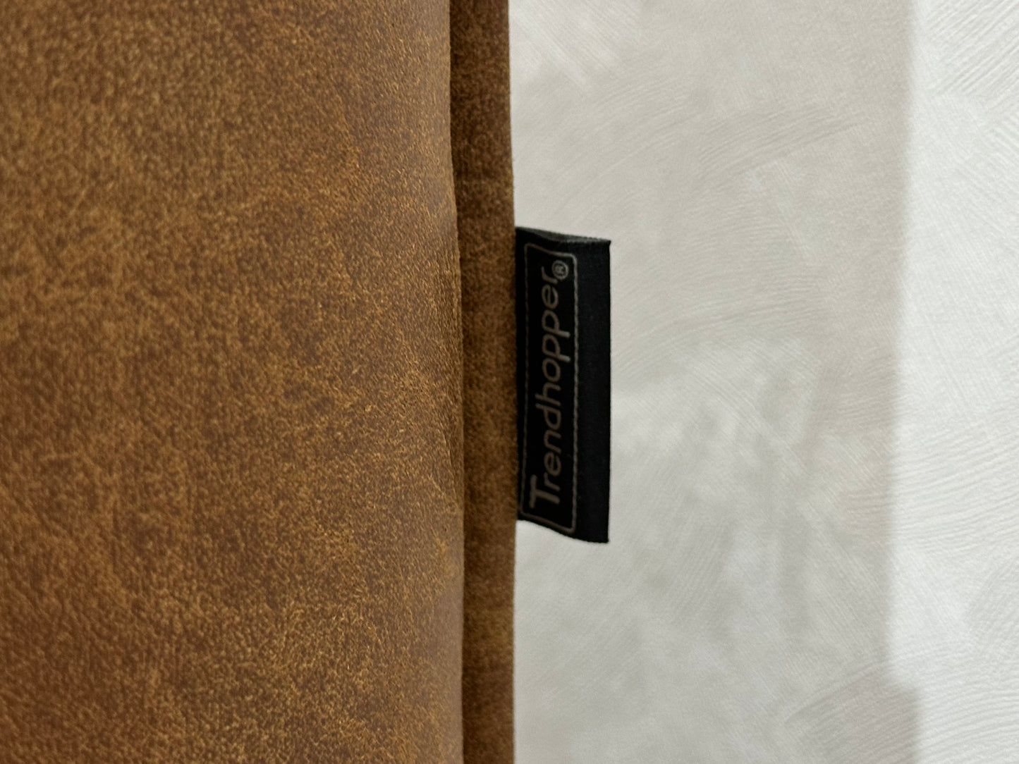 Trendhopper Cognac Bruine Suède Lederen 2.5-Zits Bank ~ Losse Rugkussens Met Afneembare Hoezen