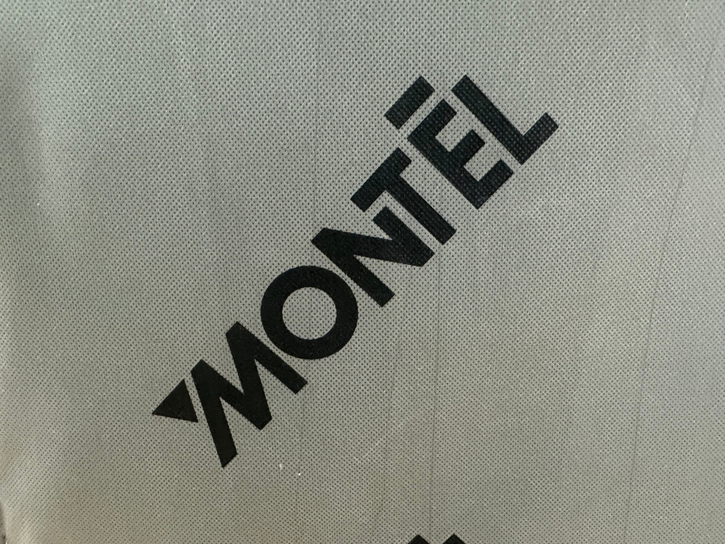 Montèl Rode Lederen 2-Zits Bank ~ Vaste Kussens