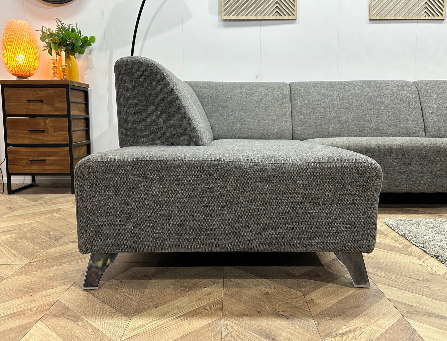 Grijze Hoekbank ~ Vaste Kussens