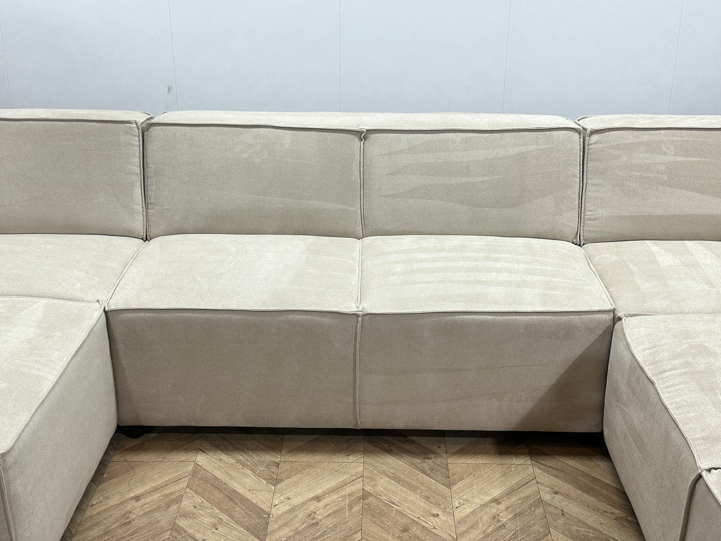 !Showroommodel! Crème Suède Stoffen U Bank