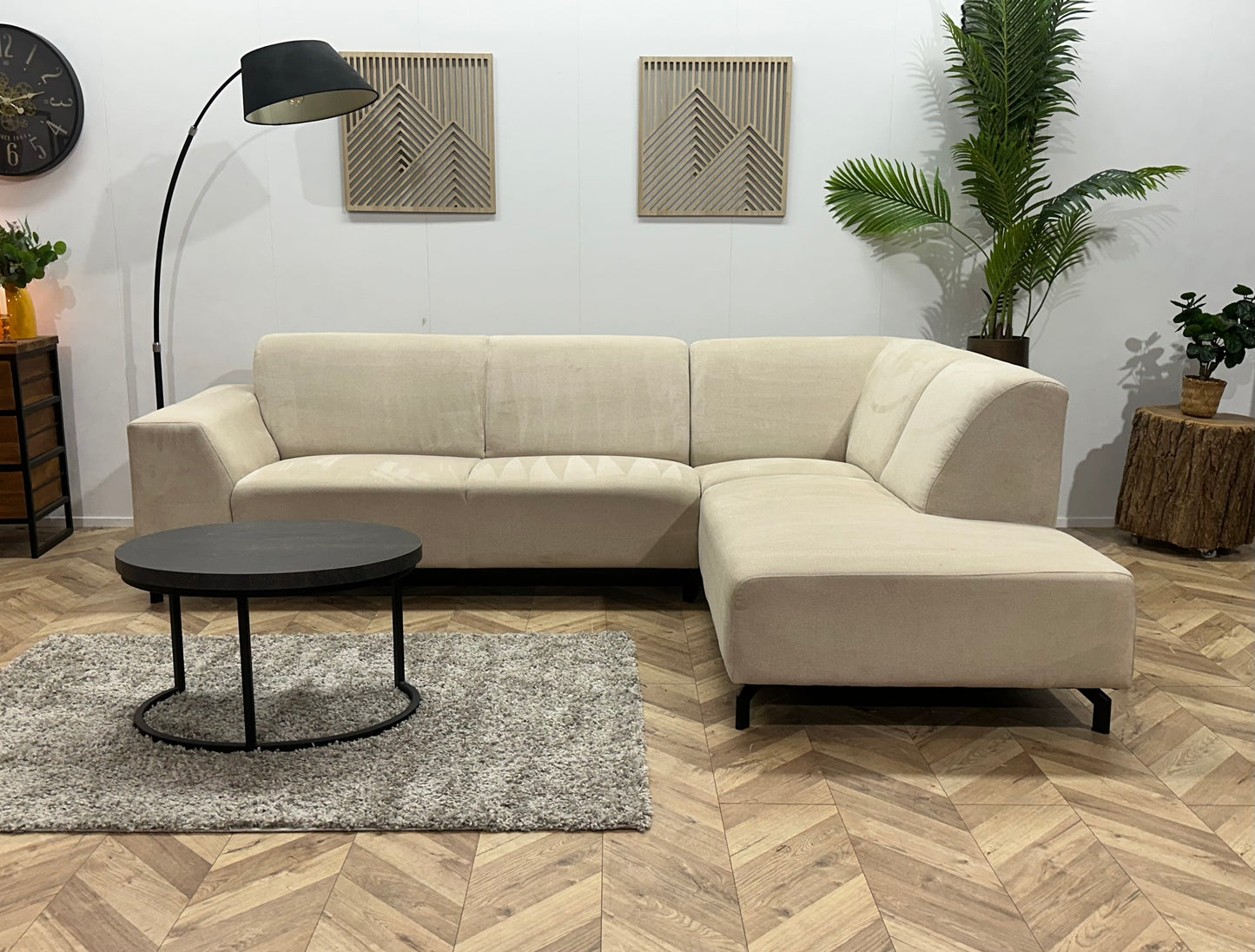 !Showroommodel! Crème Suède Stoffen Hoekbank