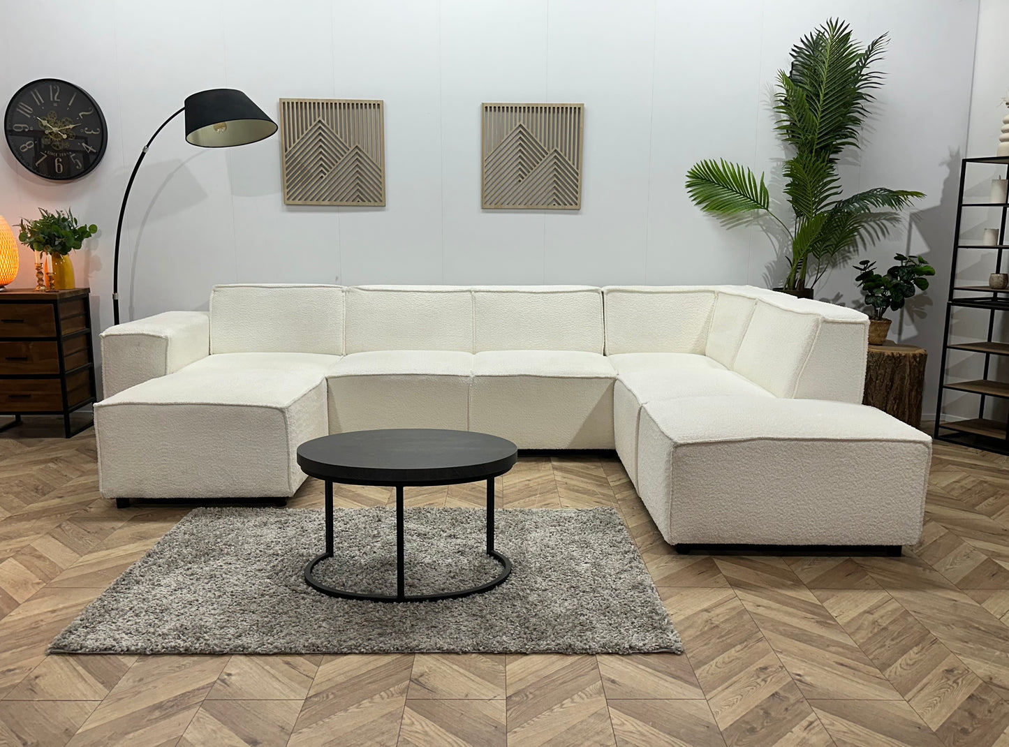 !Showroommodel! Witte Bouclé Stoffen U Bank