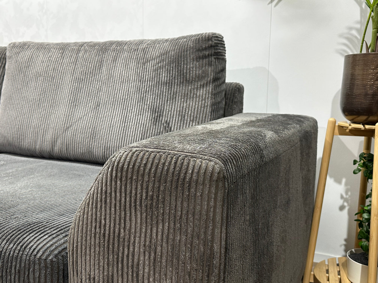 Grijze Ribstof Hoekbank ~ Losse Kussens Met Afneembare Hoezen