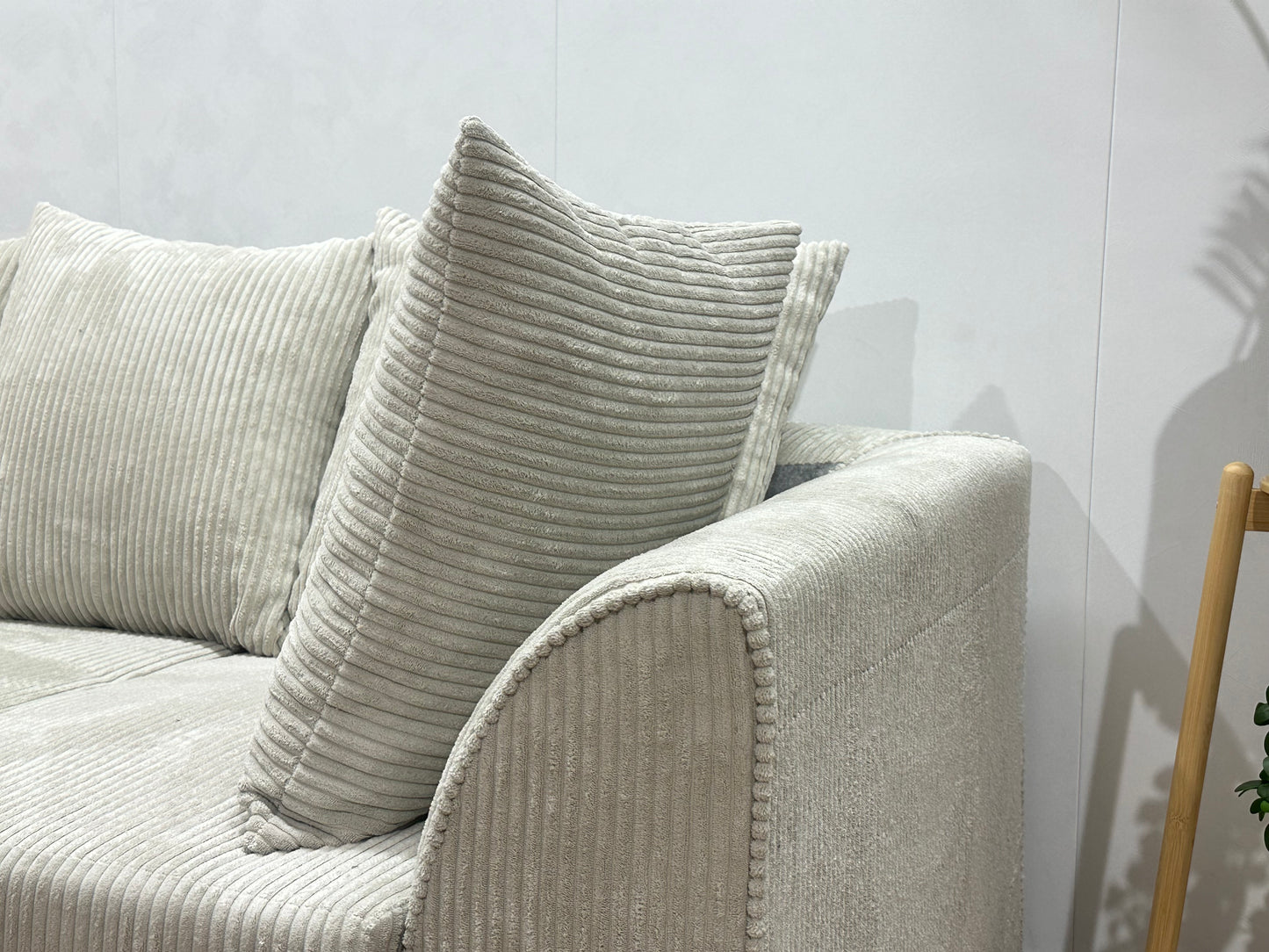 !Showroommodel! Witte/Crème Ribstof Hoekbank