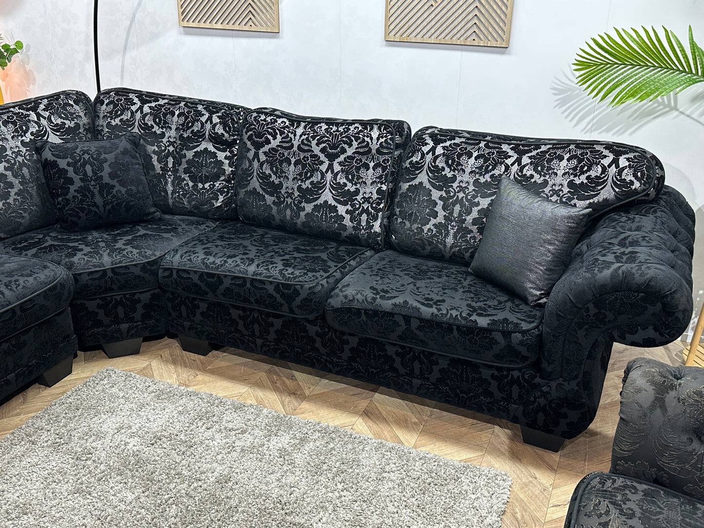 Zwarte Velvet Hoekbank Inc Fauteuil & Hocker ~ Losse Kussens Met Afneembare Hoezen