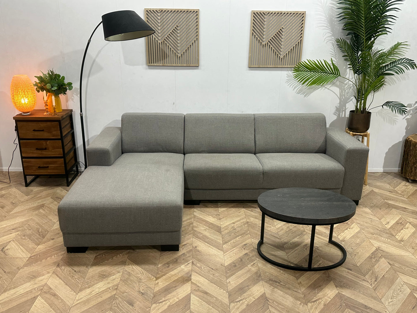 Licht Grijze Hoekbank ~ Vaste Kussens