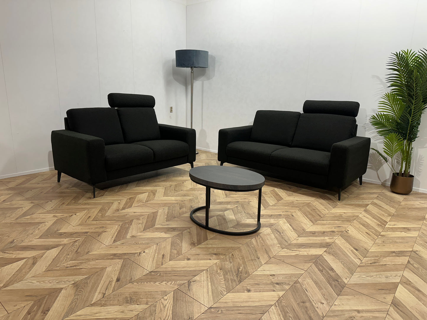 Zwarte Banken Set ~ Losse Rugkussens Met Afneembare Hoezen
