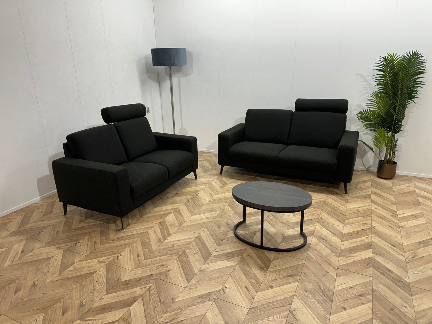 Zwarte Banken Set ~ Losse Rugkussens Met Afneembare Hoezen