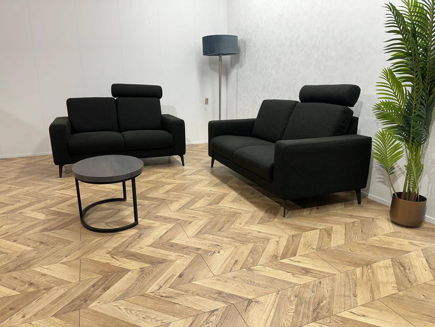 Zwarte Banken Set ~ Losse Rugkussens Met Afneembare Hoezen