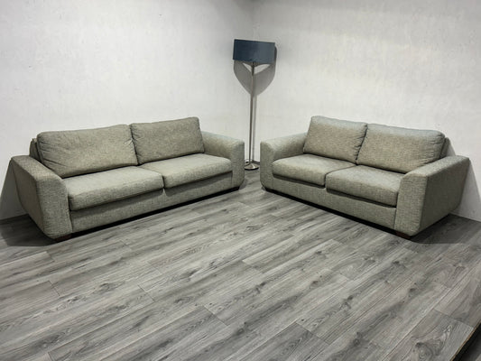 Licht Grijze Banken Set ~ Losse Kussens Met Afneembare Hoezen