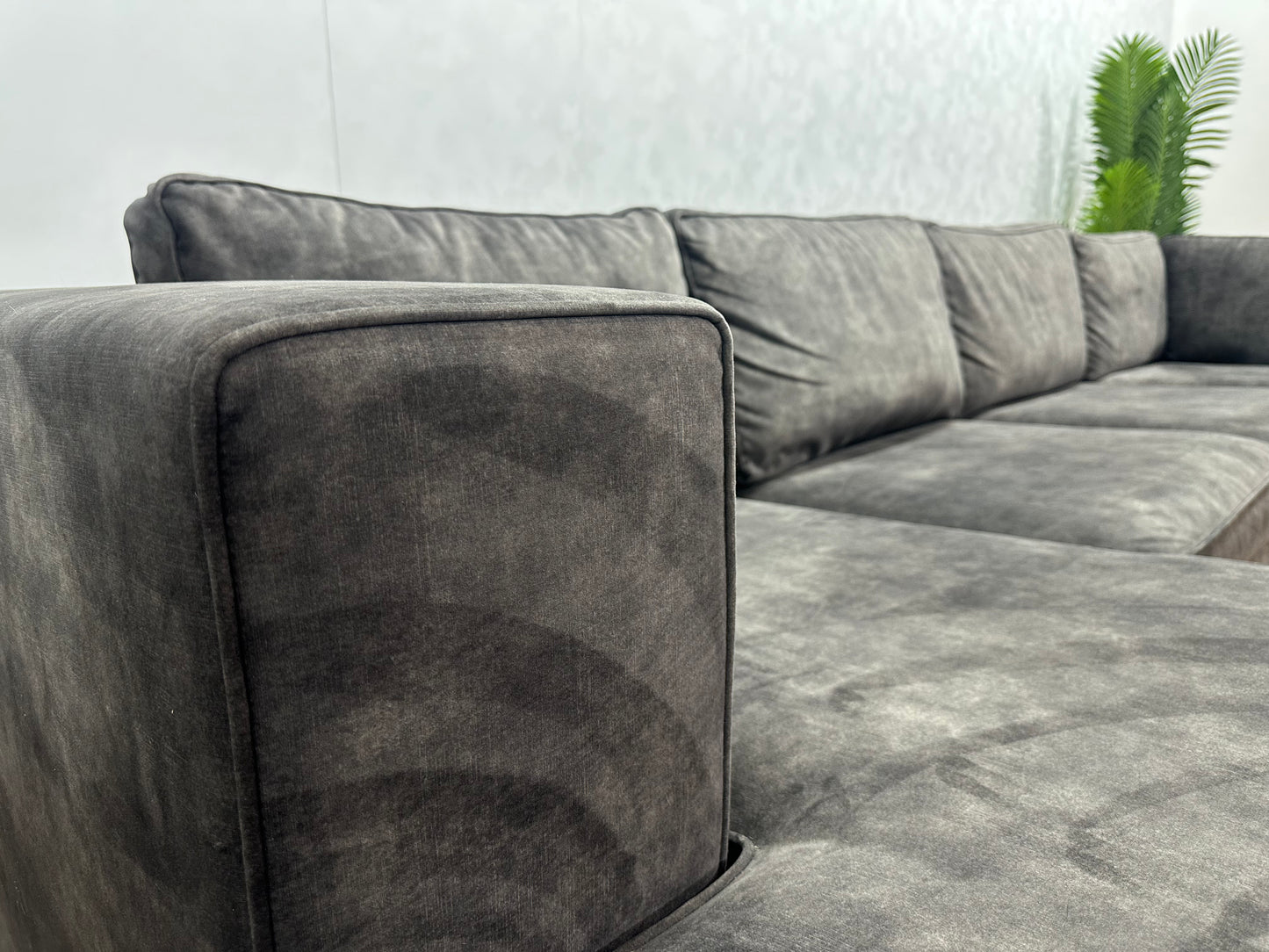 !Showroom Model! Ruime Antraciet Velvet U Bank ~ Losse Kussens Met Afneembare Hoezen