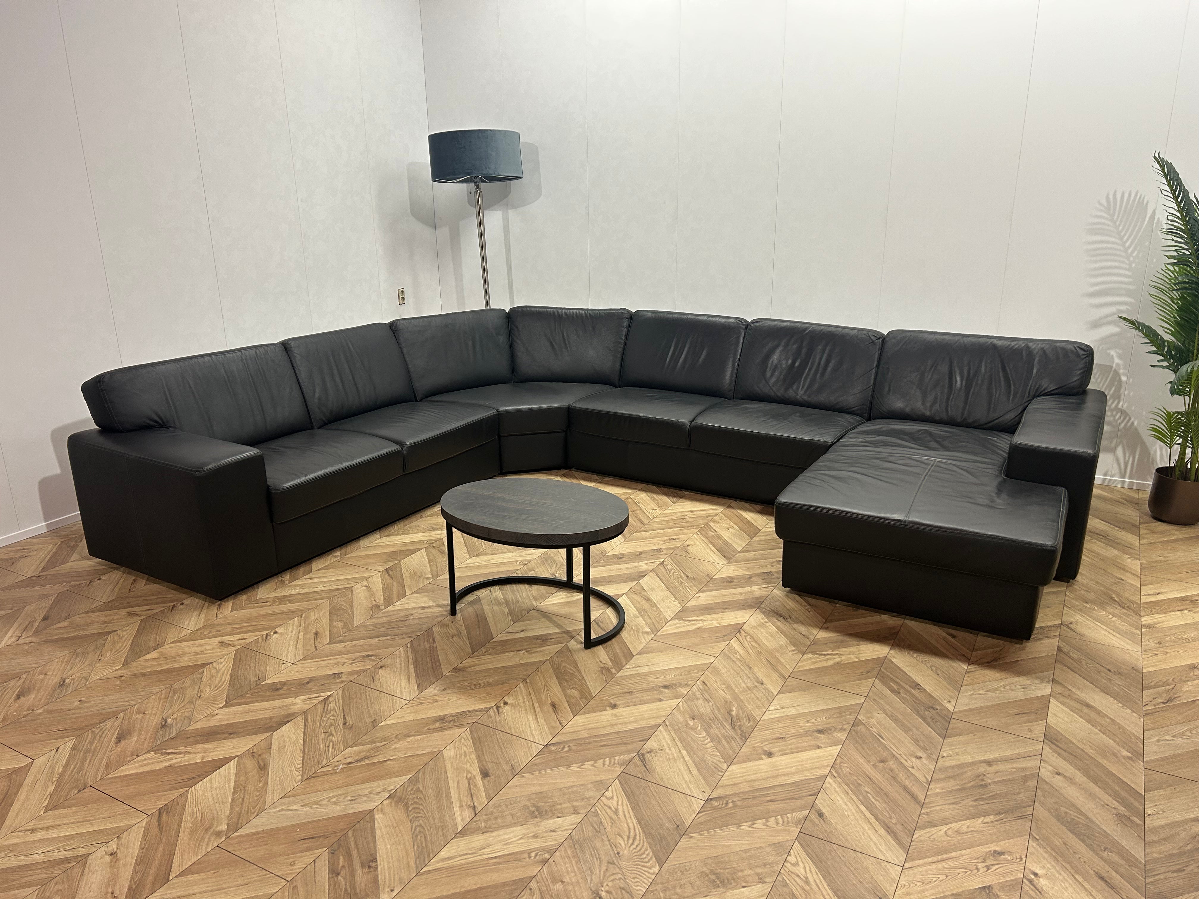 leren rugkussen / zitkussen FINN 140 x 40 - Green Oasis - NAHKA leren rugkussen / zitkussen FINN 140 x 40 - Green Oasis - NAHKA