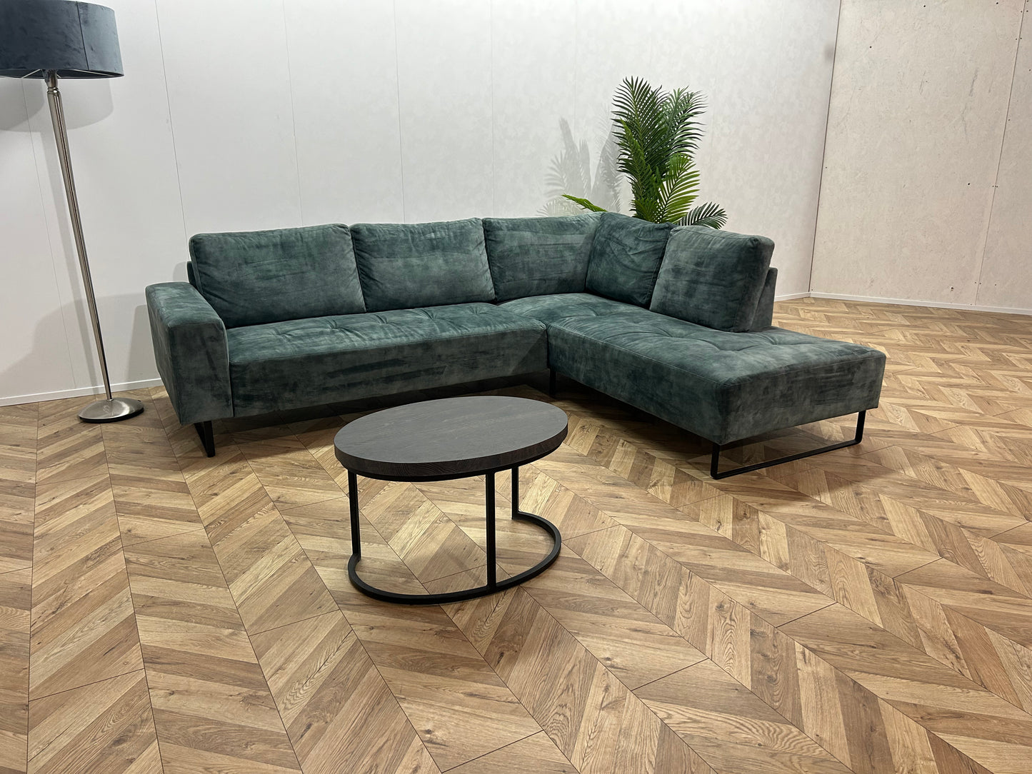 Grijs/Groene Velvet Hoekbank ~ Losse Rugkussens Met Afneembare Hoezen