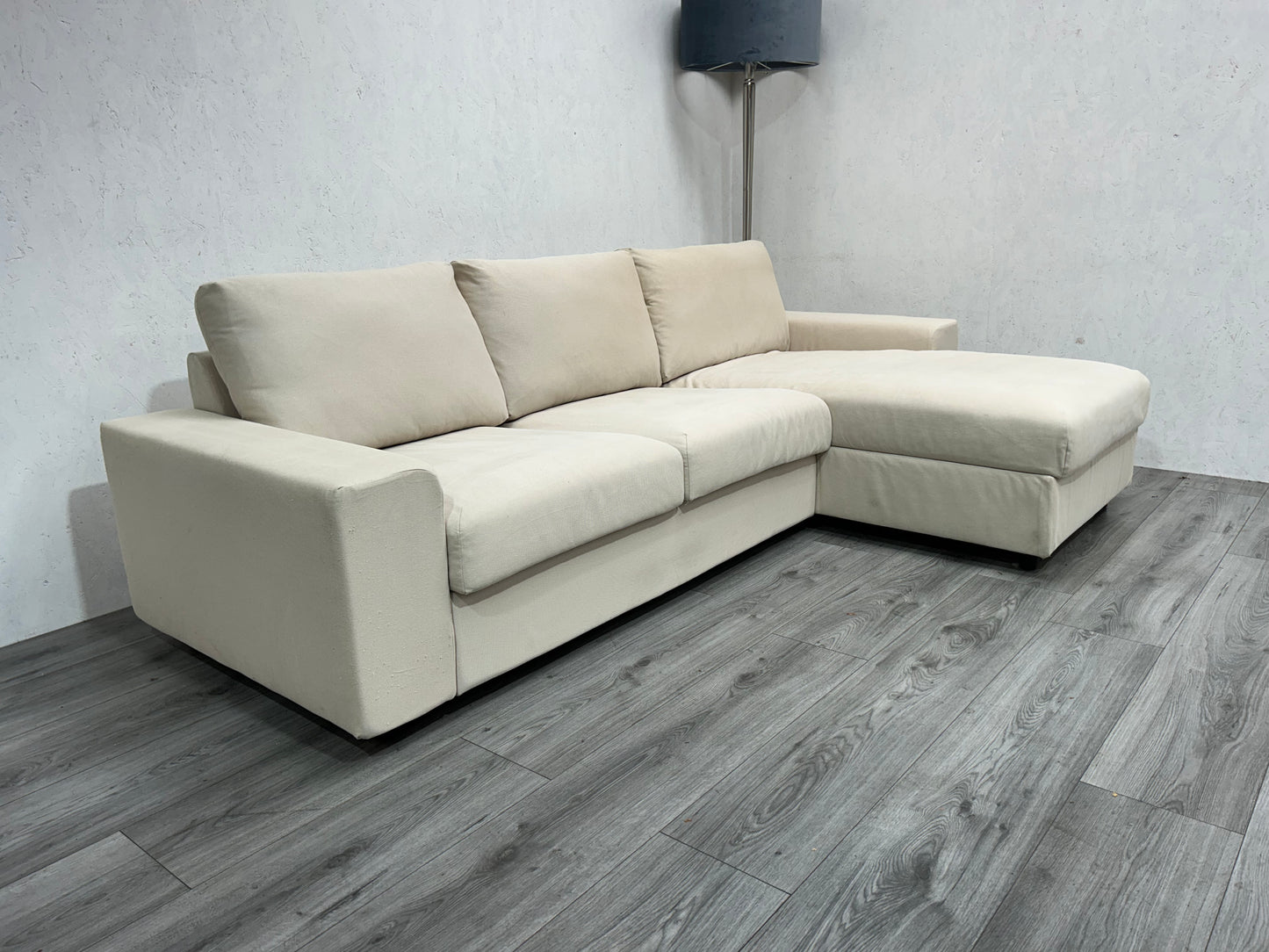 Beige Hoekbank Met Opbergvak ~ Losse Rugkussens