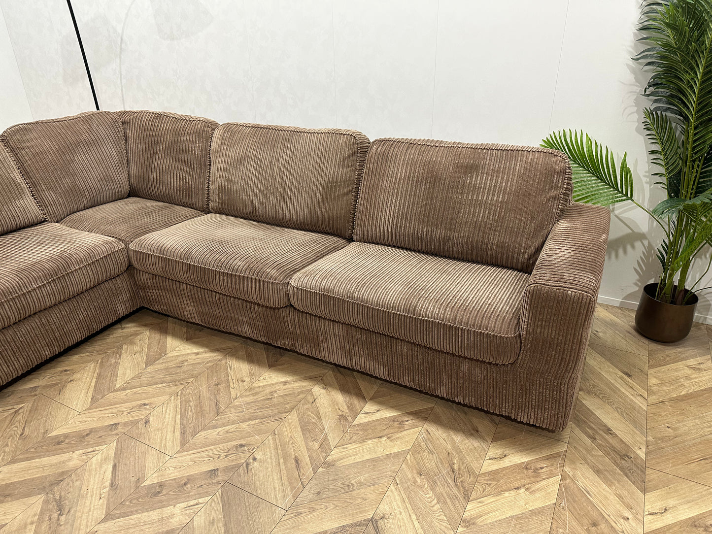 Licht Bruine Ribstof Hoekbank ~ Losse Kussens Met Afneembare Hoezen