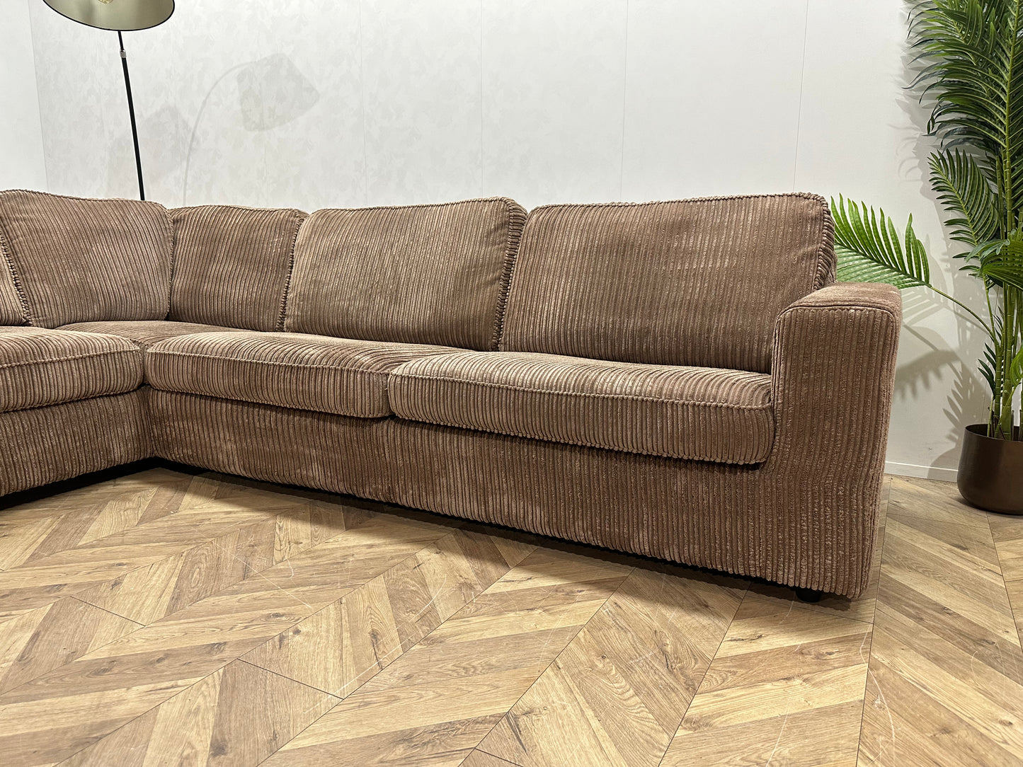 Licht Bruine Ribstof Hoekbank ~ Losse Kussens Met Afneembare Hoezen