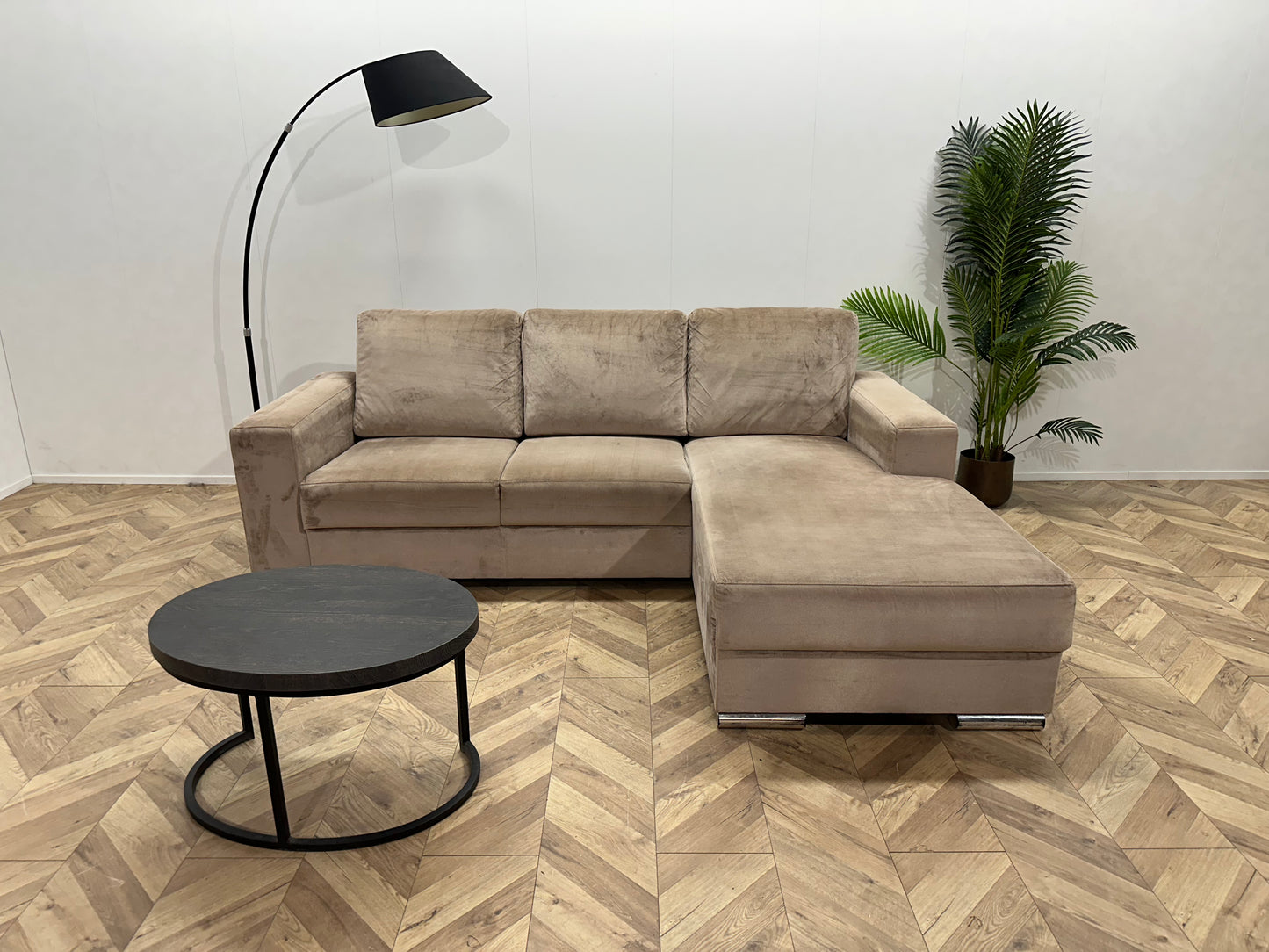 Licht Bruine Velvet Hoekbank ~ Losse Rugkussens Met Afneembare Hoezen