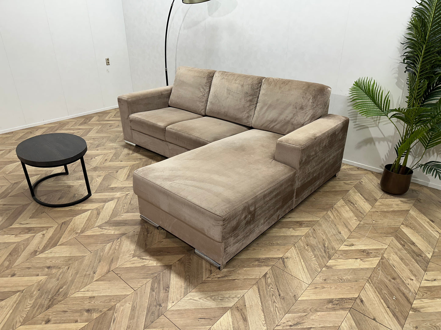 Licht Bruine Velvet Hoekbank ~ Losse Rugkussens Met Afneembare Hoezen