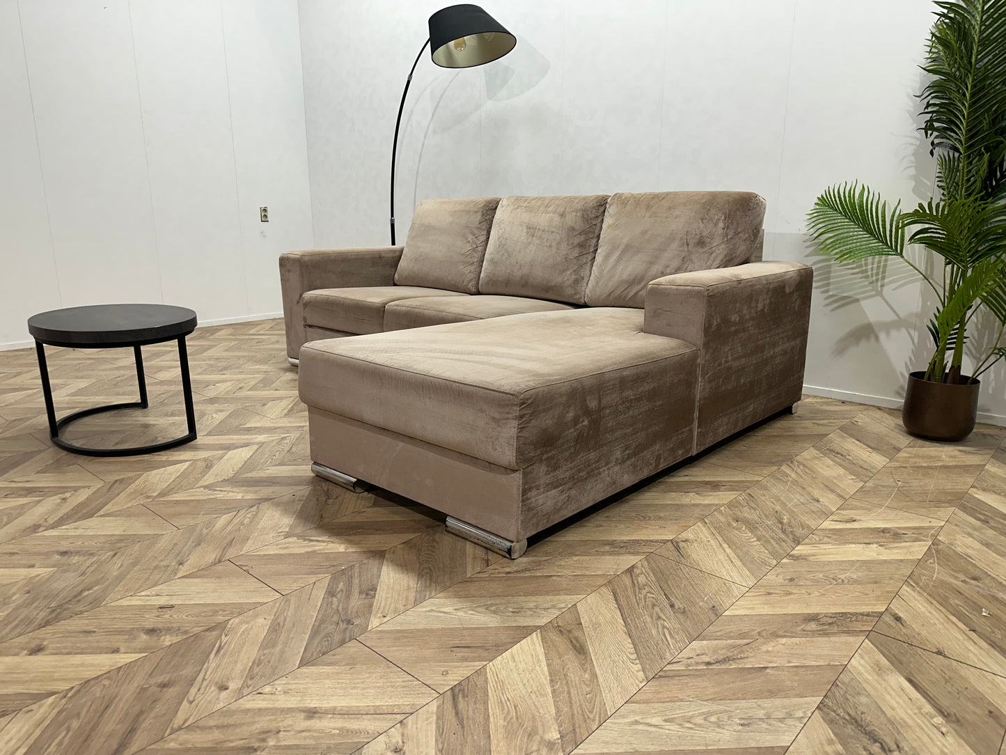 Licht Bruine Velvet Hoekbank ~ Losse Rugkussens Met Afneembare Hoezen