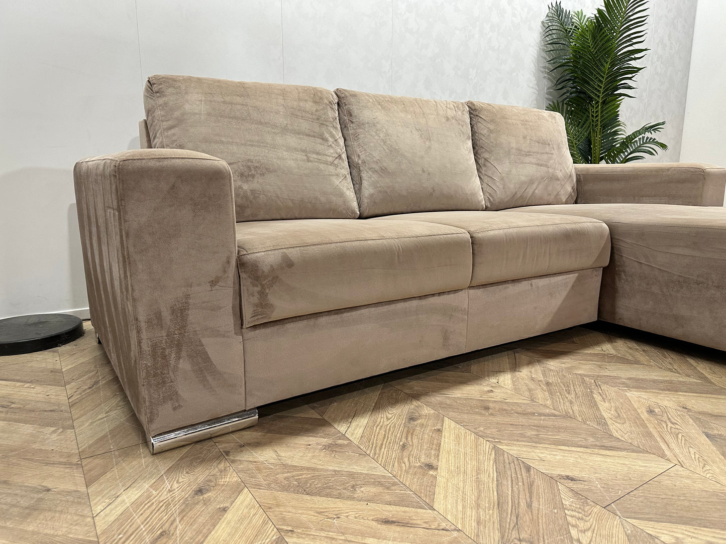 Licht Bruine Velvet Hoekbank ~ Losse Rugkussens Met Afneembare Hoezen