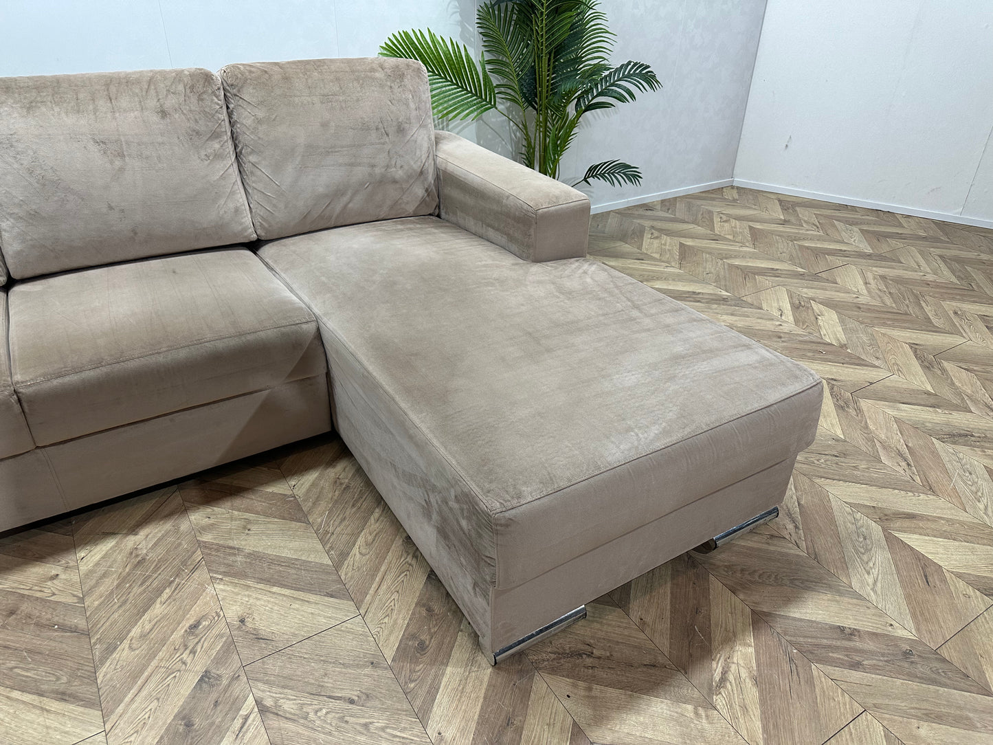 Licht Bruine Velvet Hoekbank ~ Losse Rugkussens Met Afneembare Hoezen