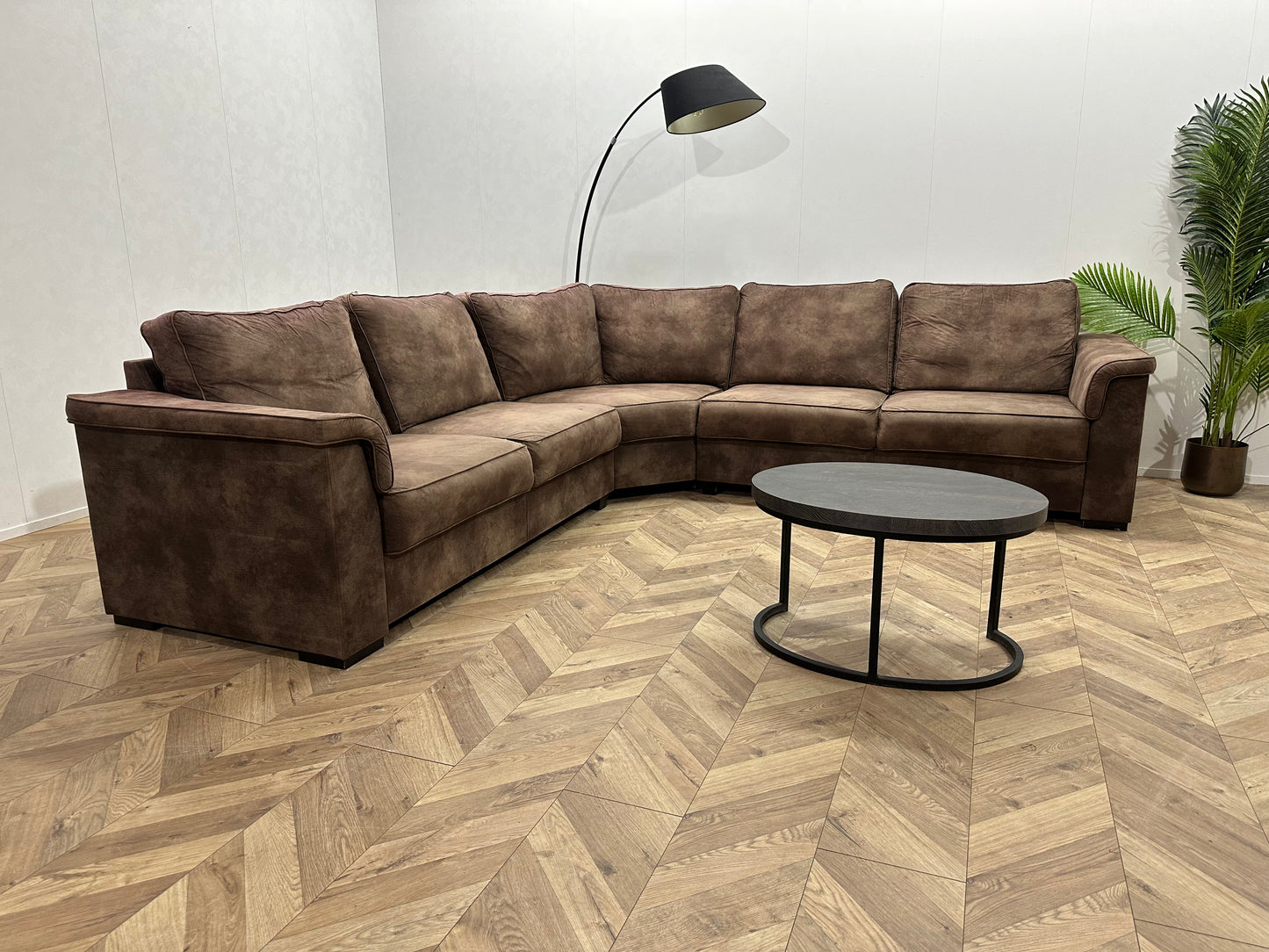 Bruine Stoffen Hoekbank ~ Vaste Kussens