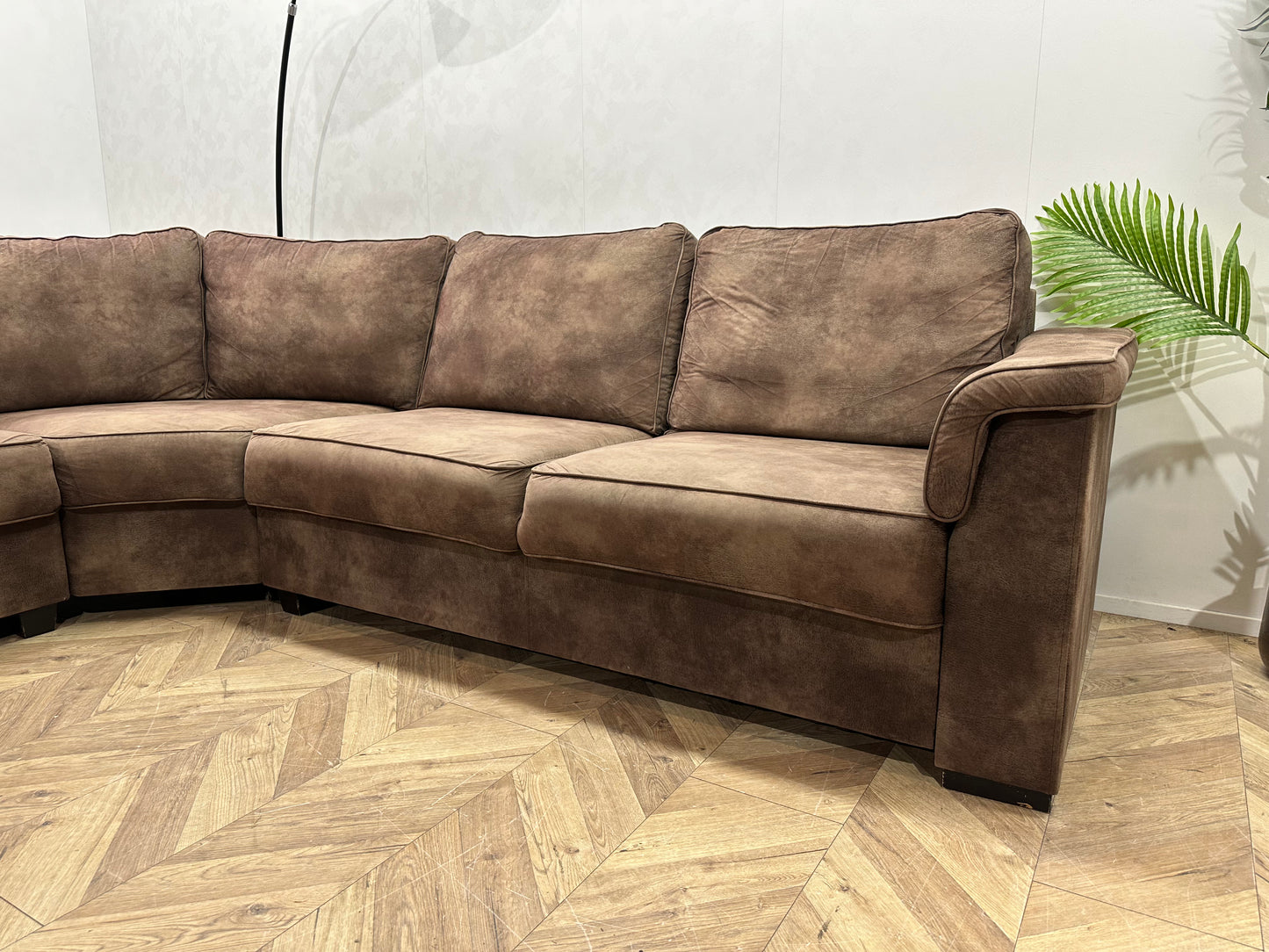 Bruine Stoffen Hoekbank ~ Vaste Kussens