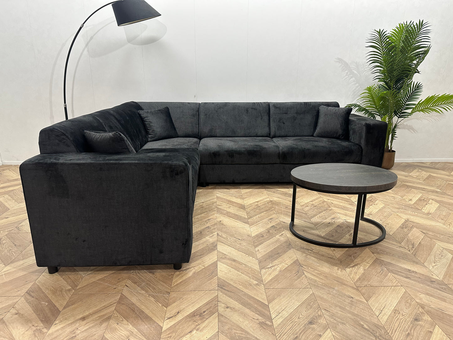 !Showroom Model! Zwarte Velvet Hoekbank