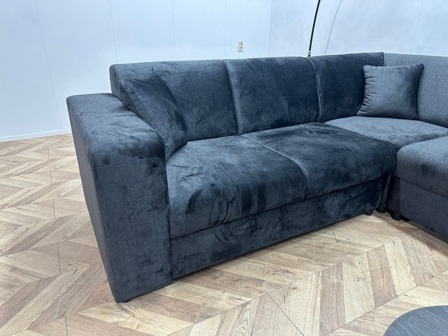 !Showroom Model! Zwarte Velvet Hoekbank