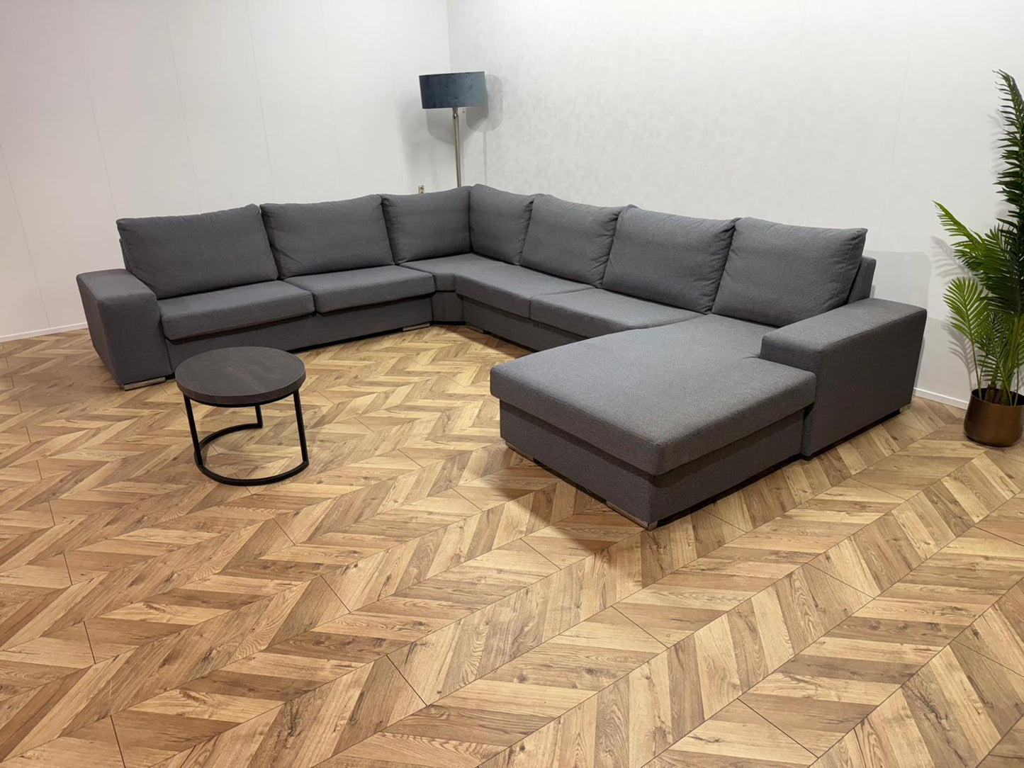 Ruime Grijze U Bank ~ Losse Kussens Met Afneembare Hoezen