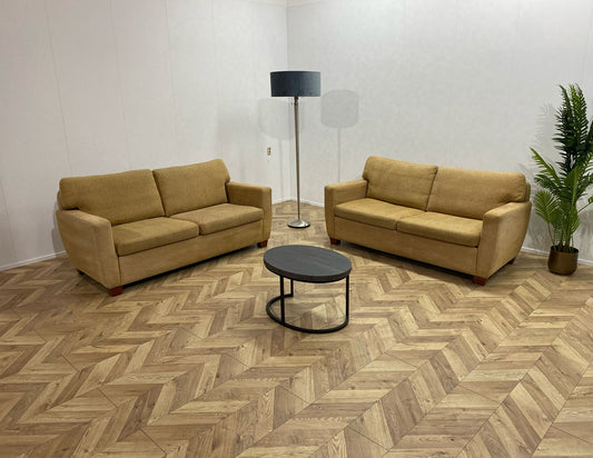 Beige Banken Set ~ Vaste Kussens